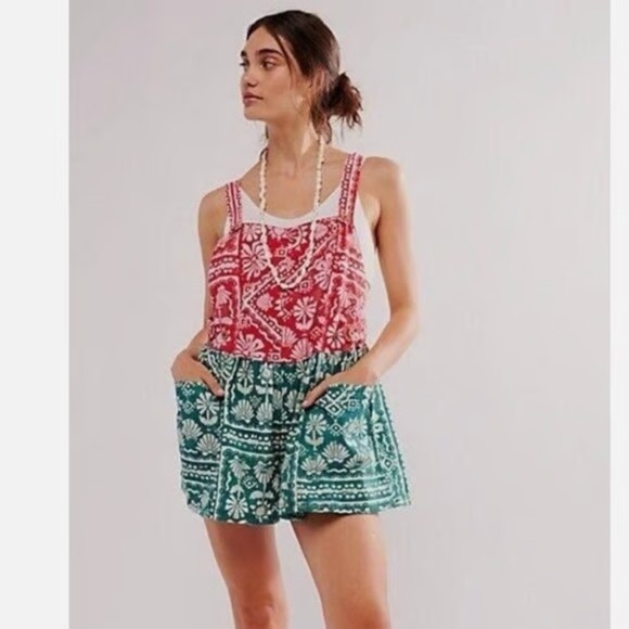 New! Free People Palm Bay Hawaiian Printed Shortalls Romper 🌊🐚 Large - Picture 4 of 6